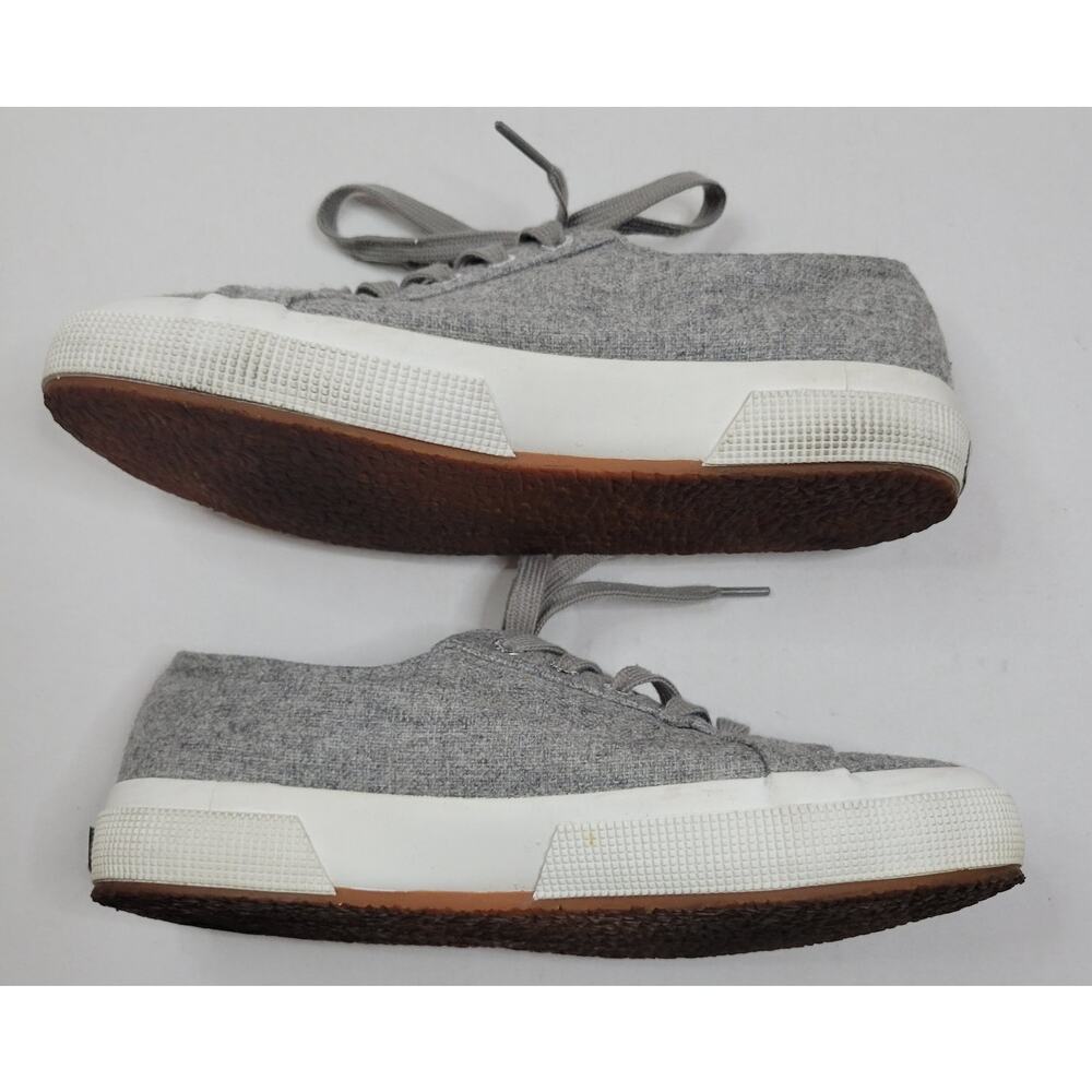 Superga Women's Gray Wool Fashion Sneakers Floral Embroidered Size 7.5 (EU 38) - Picture 6 of 9